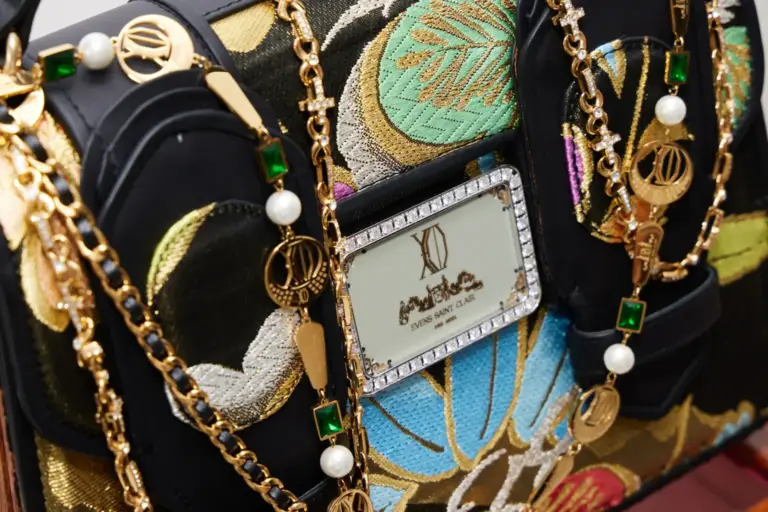 1-million-handbag-art-basel-94874902 (1)